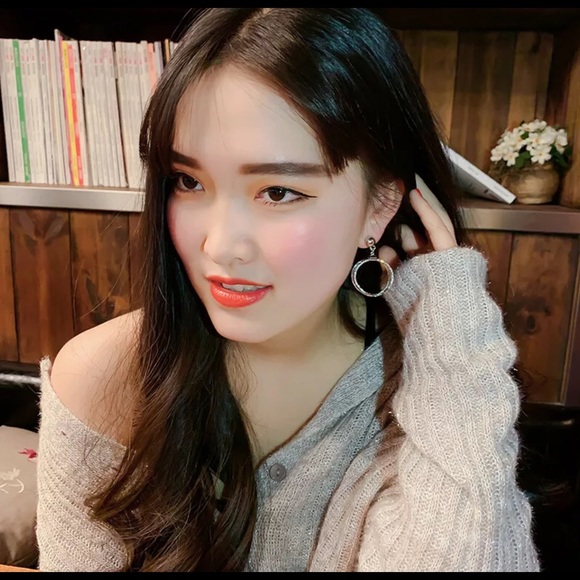 Silver Filled Triple Hoop Women'sFashion Earr… - Picture 3 of 5